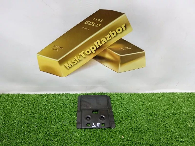 Крючок багажника