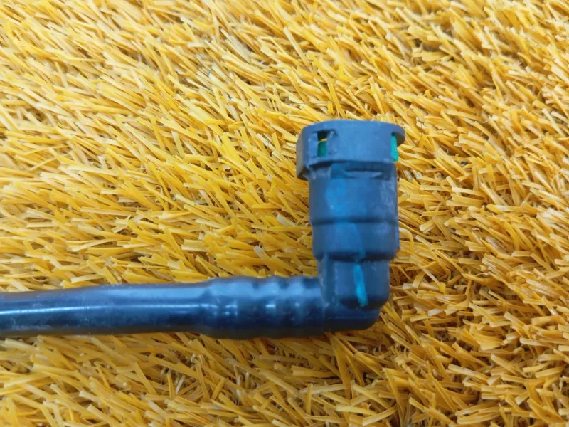 Трубка топливная