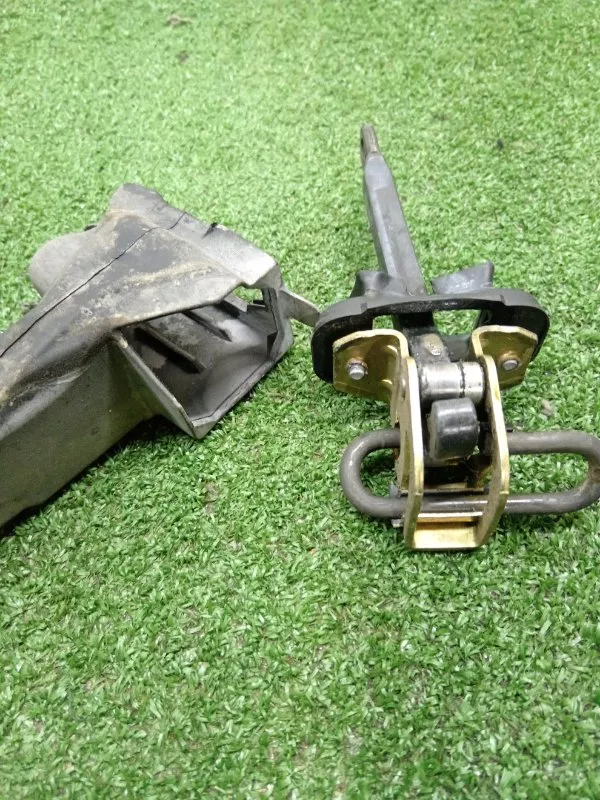 Ограничитель двери