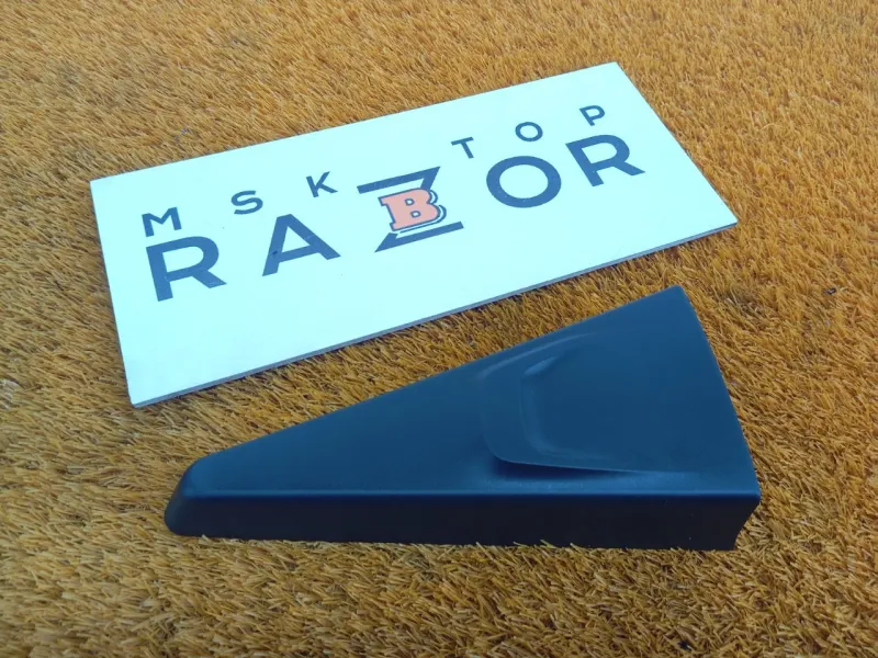 Молдинг двери