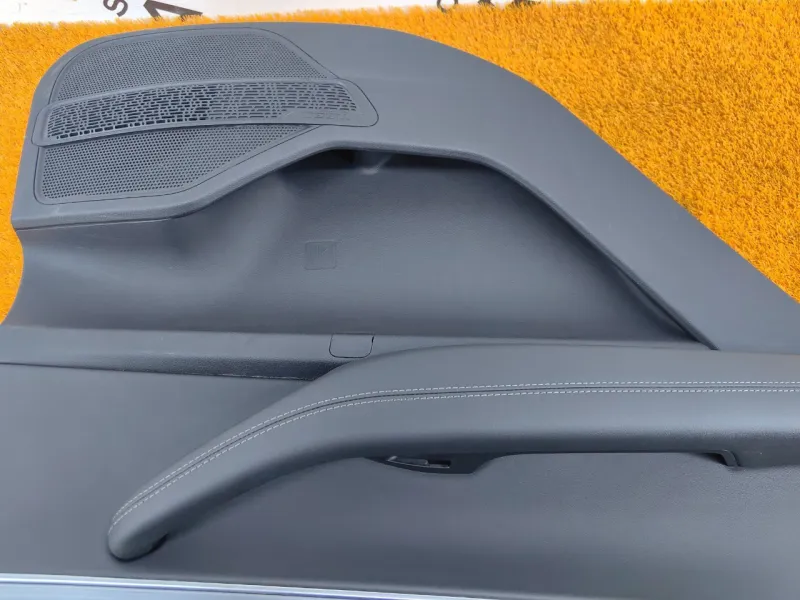 Обшивка двери