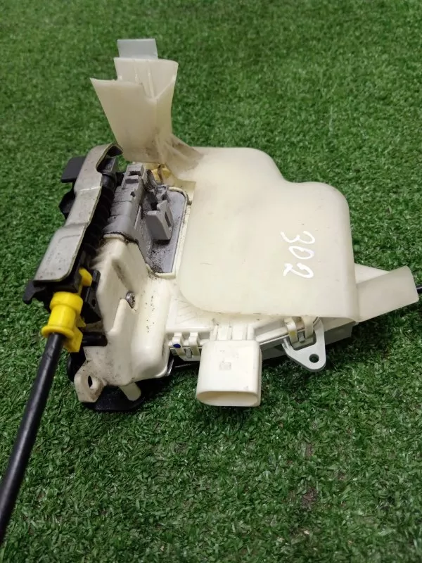 Замок двери