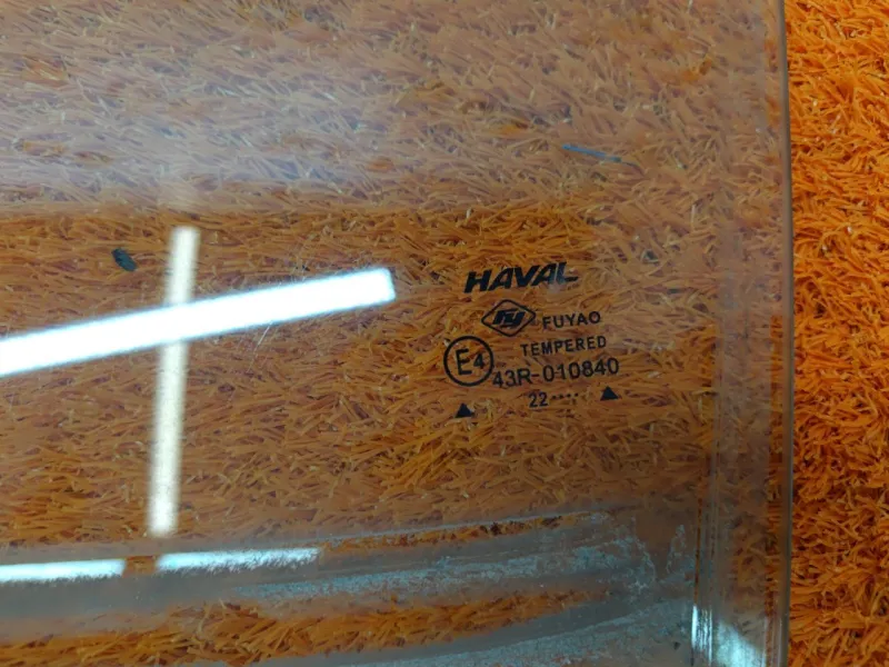 Стекло двери