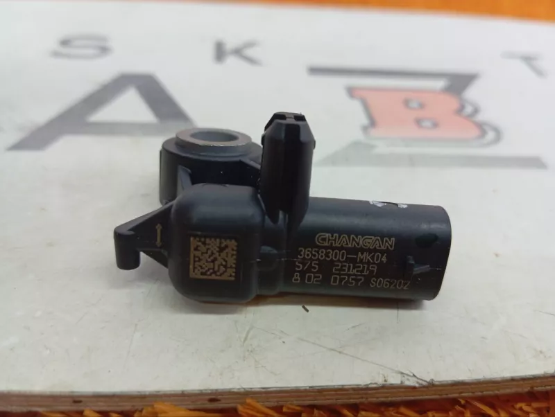 Датчик удара Changan UNI-V 2024 3658300MK04, передний левый