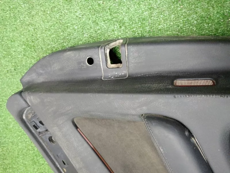 Обшивка двери Audi A8 2004 4E0867304AQYD D3, задняя правая