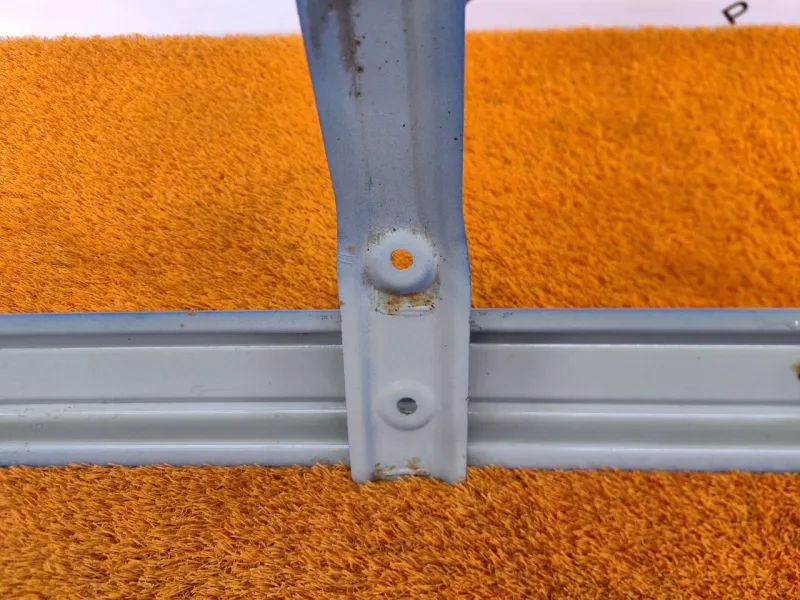 Усилитель бампера