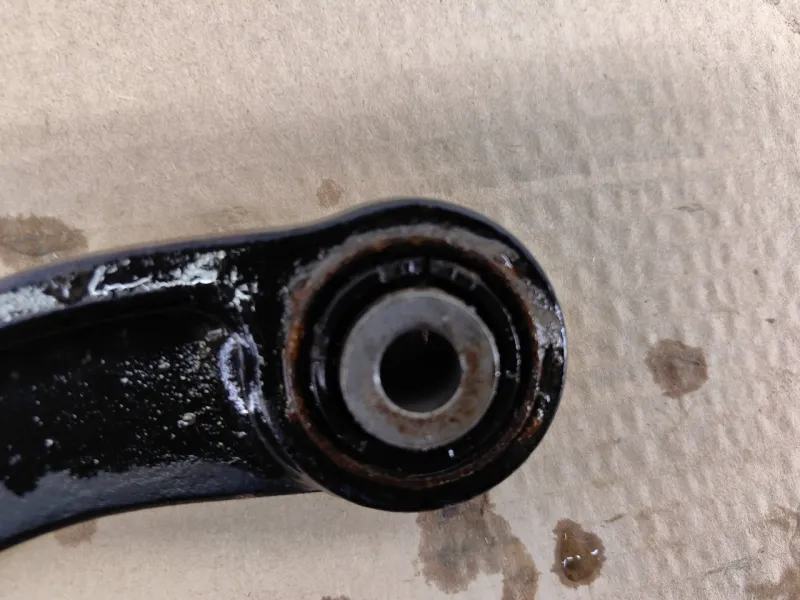 Рычаг подвески