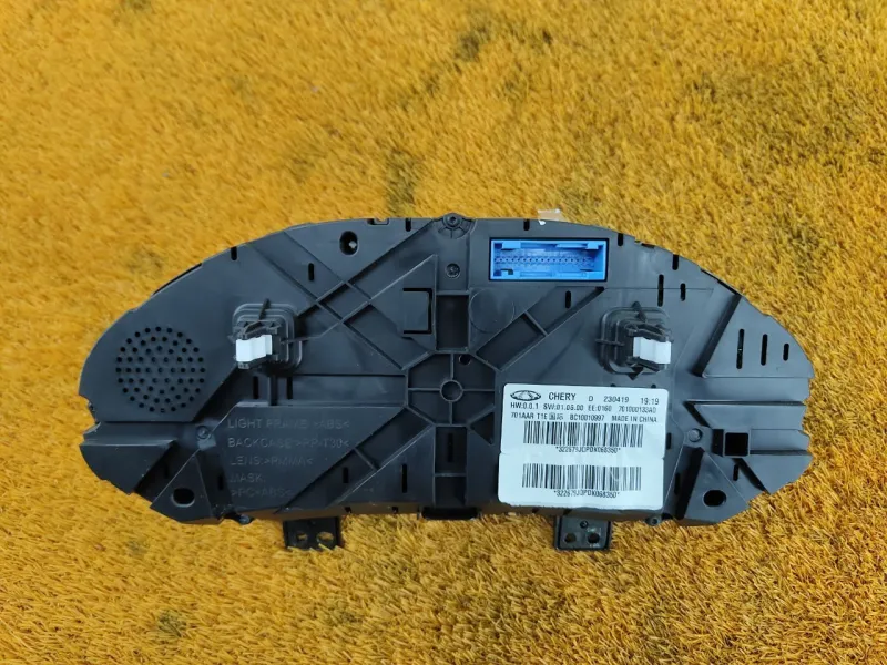 Панель приборов