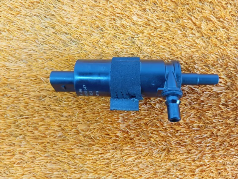 Насос омывателя фар