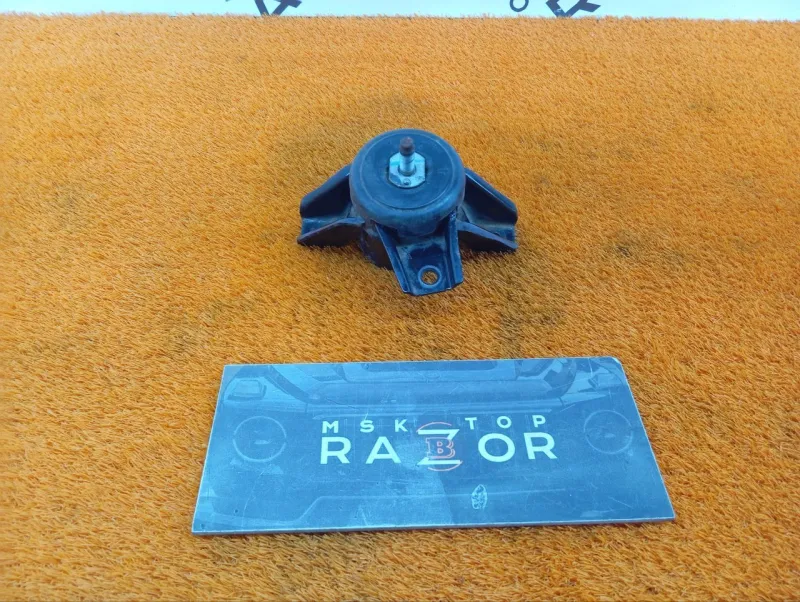 Подушка двигателя