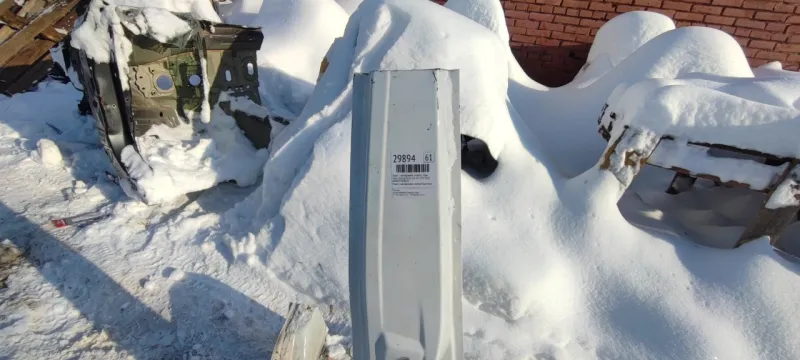 Порог с центральной стойкой