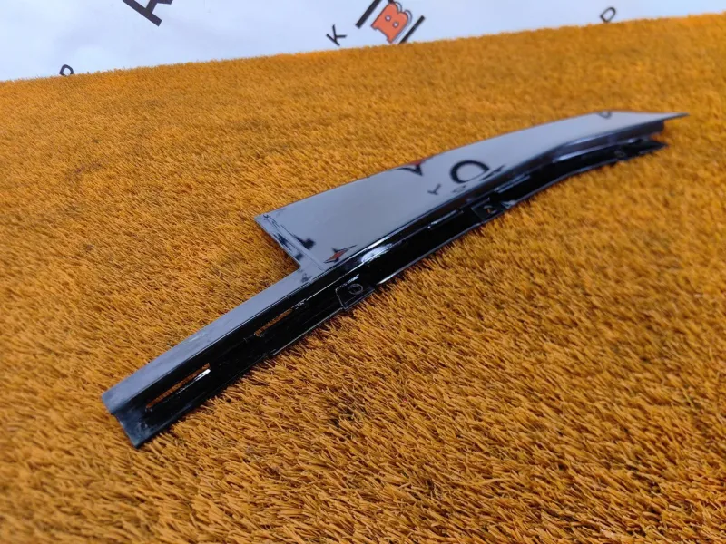 Молдинг двери