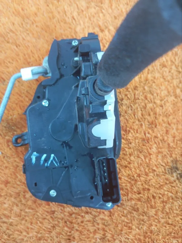 Замок двери