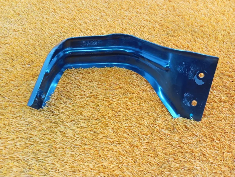 Крепление бампера