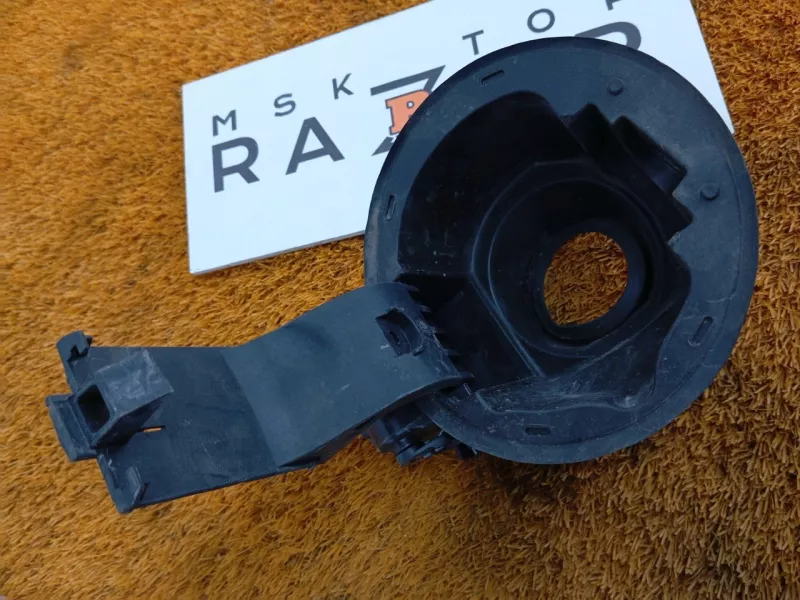 Лючок Бензобака