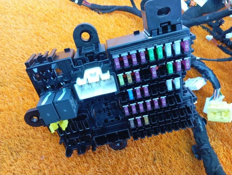 Проводка салона