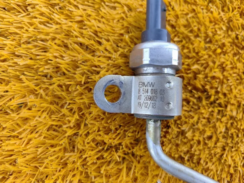 Трубка топливная