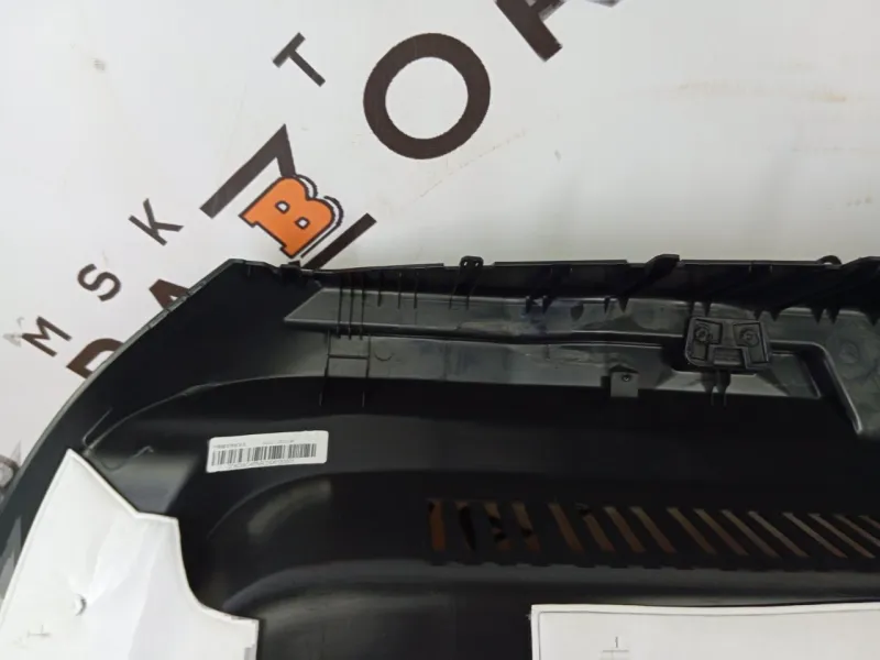 Обшивка багажника