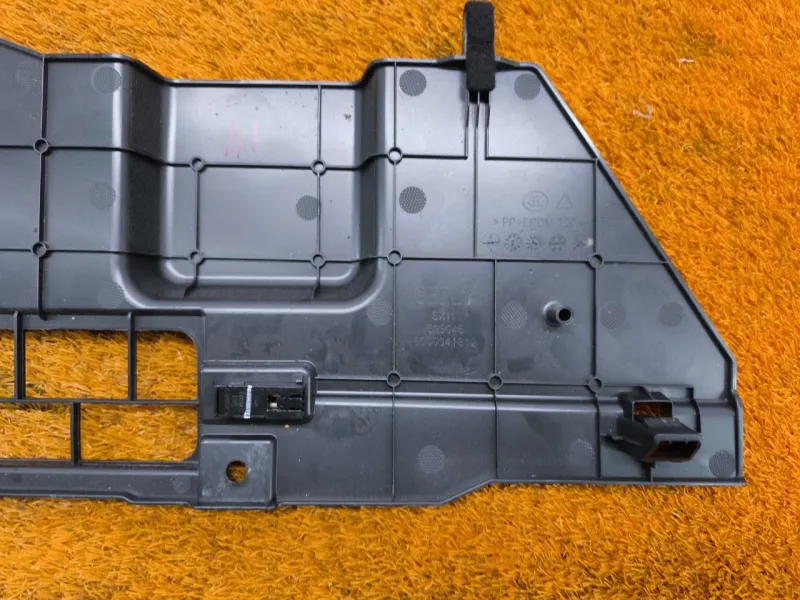 Накладка на торпедо