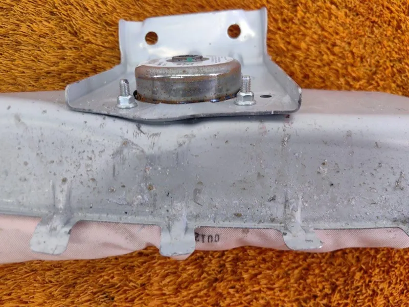 Подушка безопасности пассажира