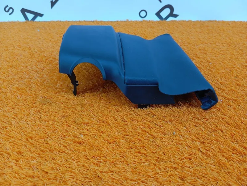 Кожух рулевой колонки