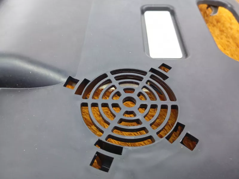 Облицовка пространства для ног