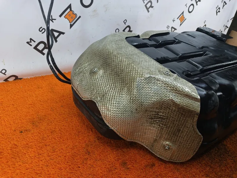 Бак топливный