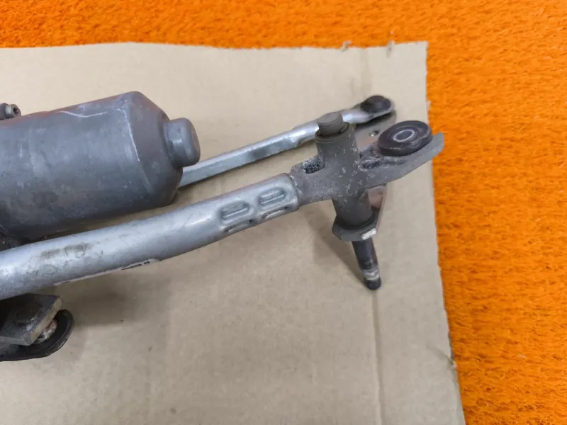 Трапеция дворников