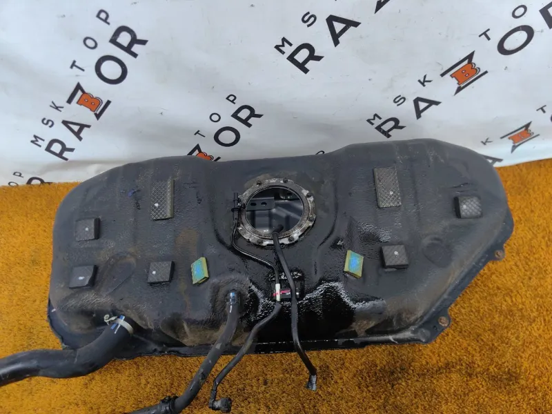 Бак топливный