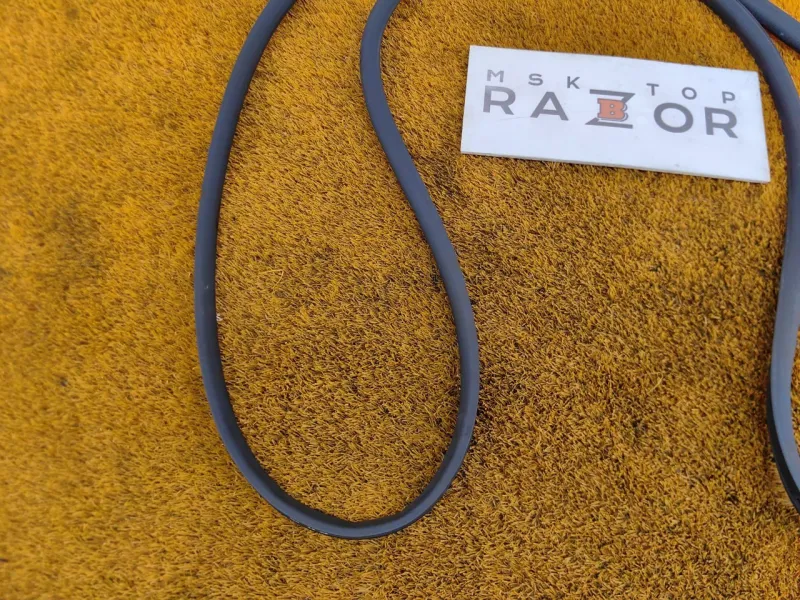 Уплотнитель двери