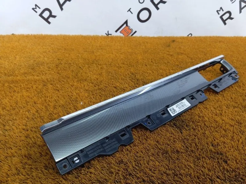 Накладка на торпедо