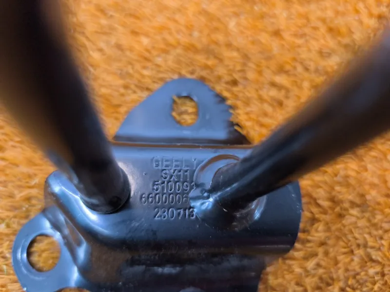 Крепление сиденья