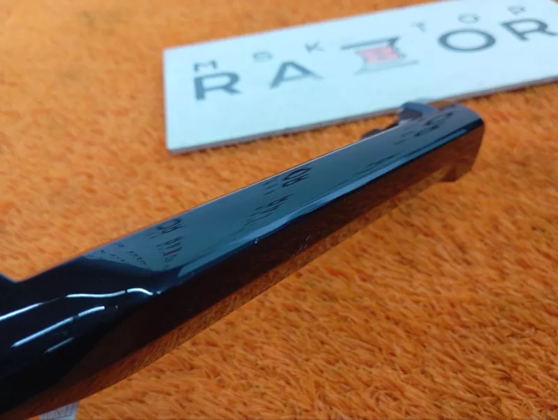 Декоративная накладка торпедо