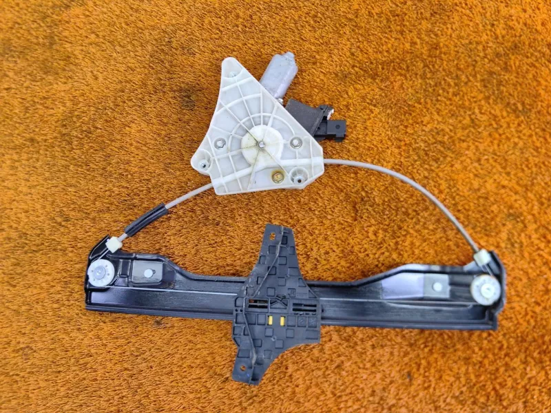 Стеклоподъемник