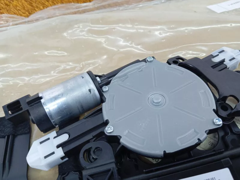 Мотор регулировки сиденья