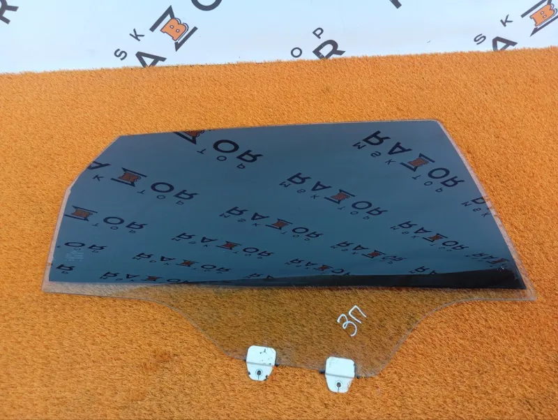 Стекло двери