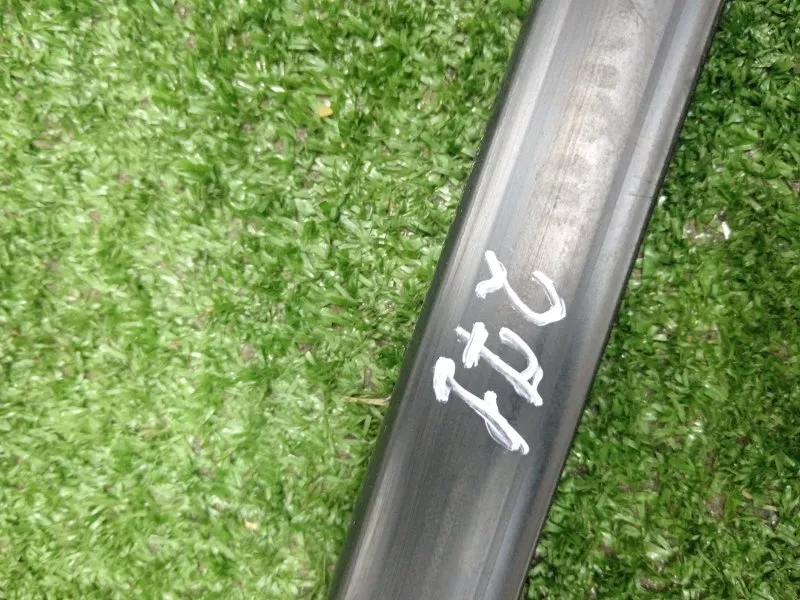 Уплотнитель стекла двери