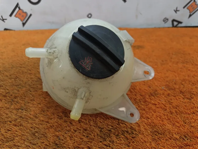 Бачок расширительный