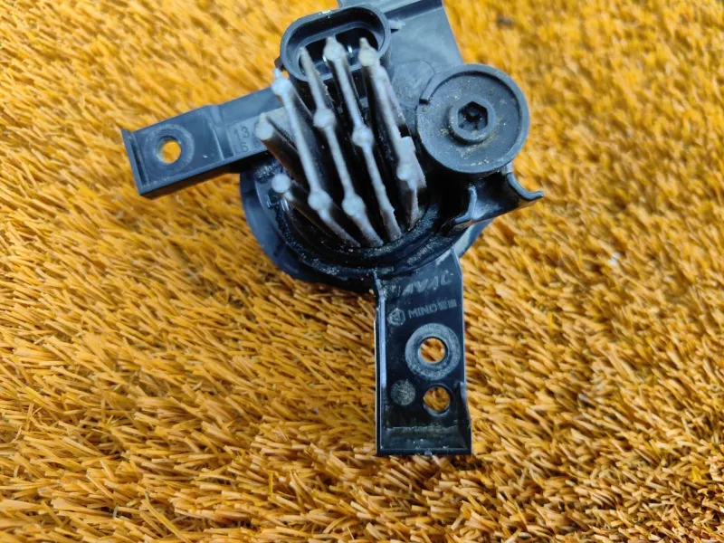 Фара противотуманная