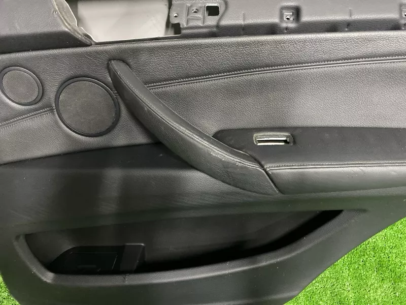 Обшивка двери BMW X5 2007 51429133582 E70, задняя правая