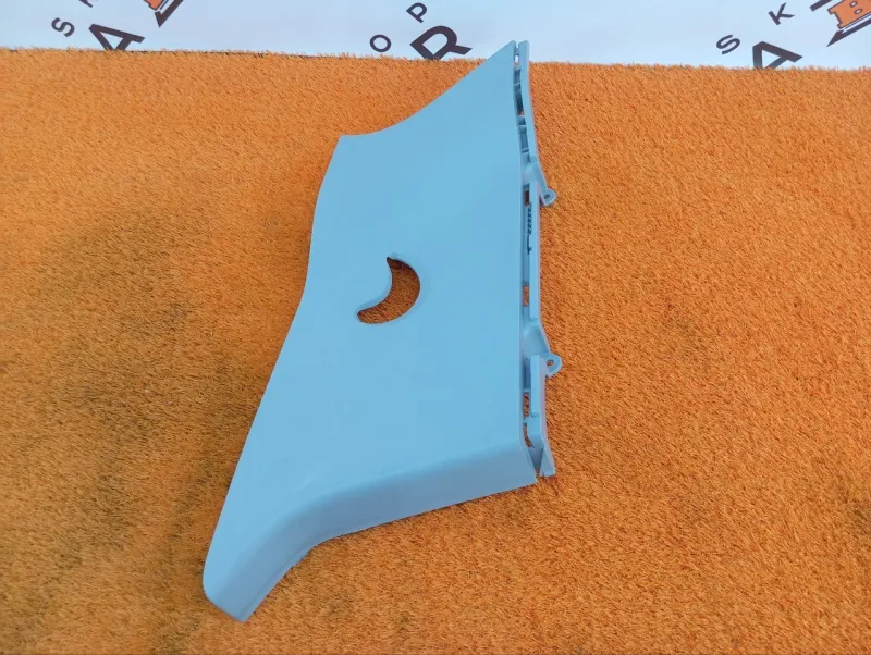 Накладка на стойку кузова