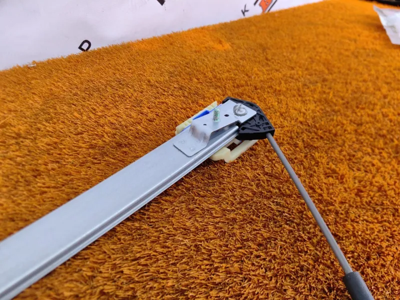 Стеклоподъемник