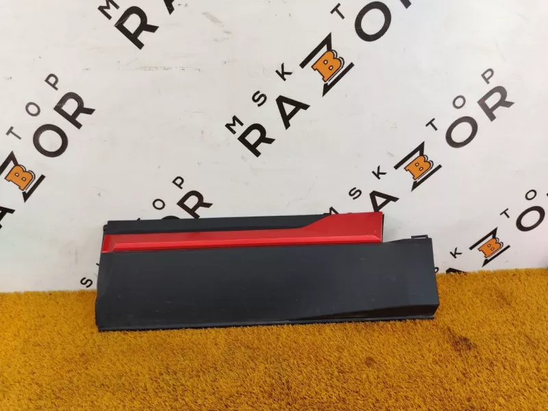 Молдинг двери