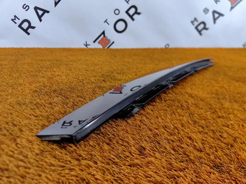 Накладка двери