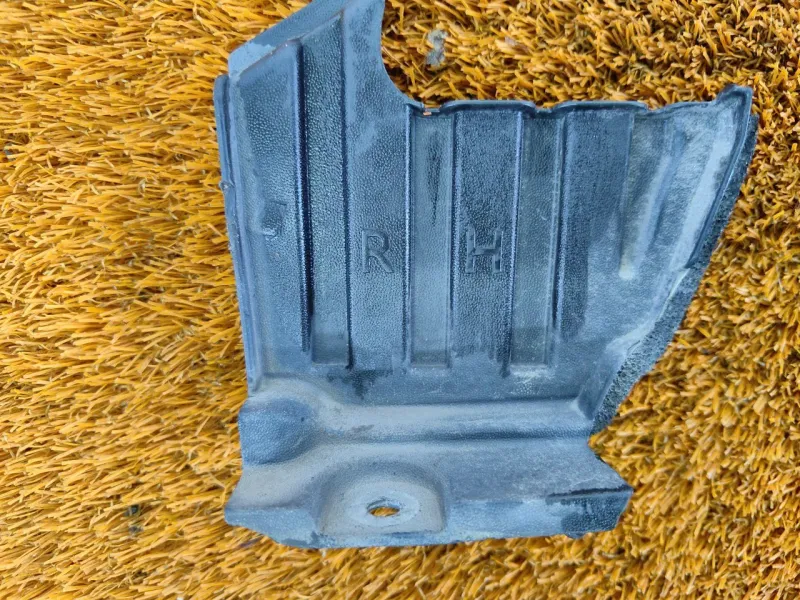 Уголок жабо