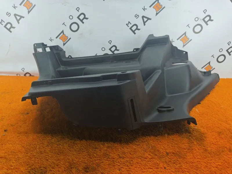 Обшивка багажника