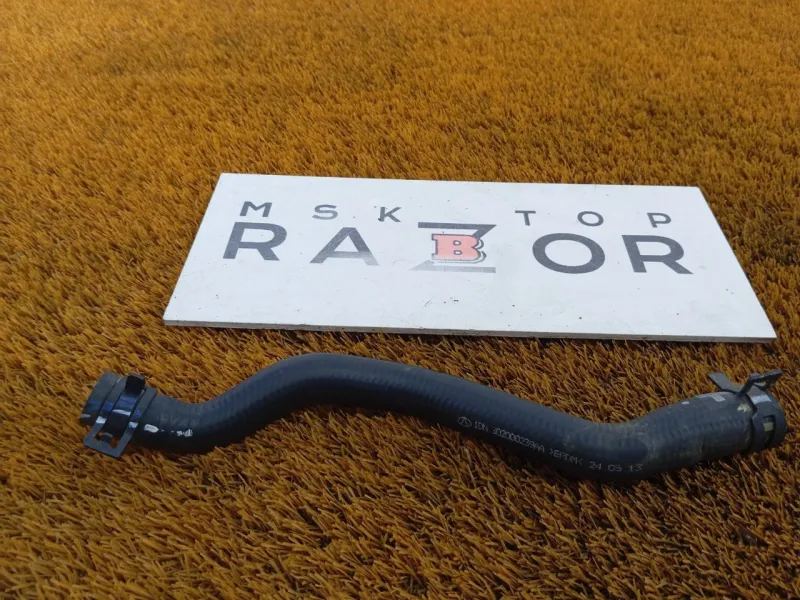 Патрубок радиатора