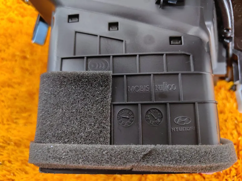 Декоративная накладка торпедо