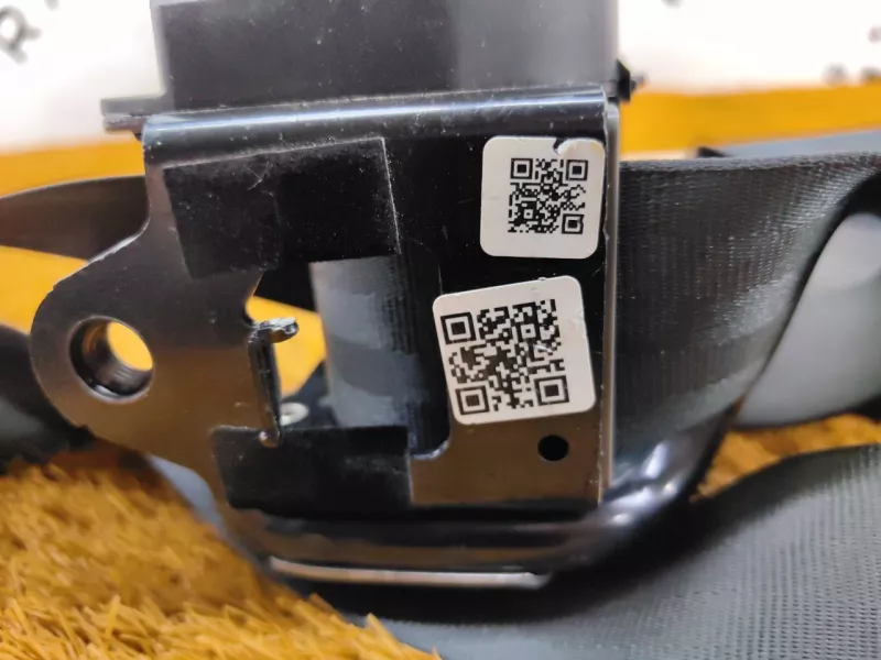 Ремень безопасности