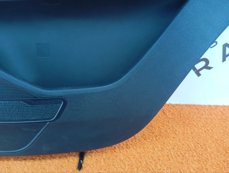 Обшивка двери